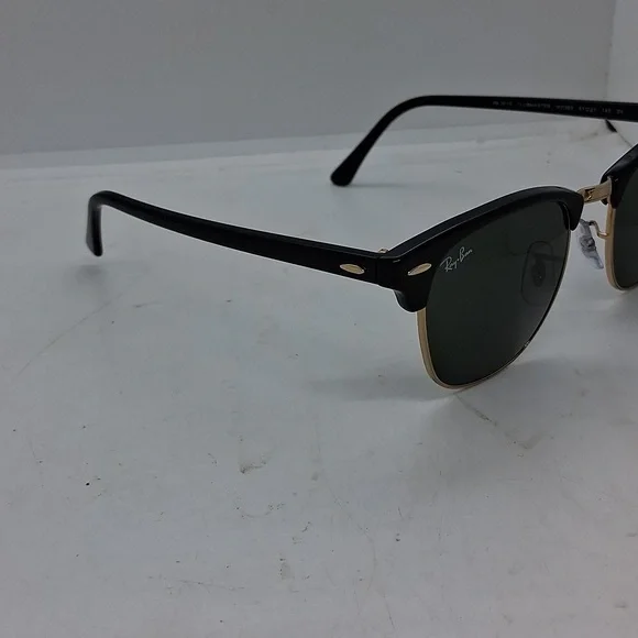 NWOT Womens Ray-Ban Clubmaster W0365 Sunglasses Black & Gold display picture 3